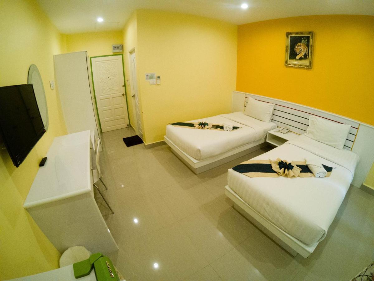 Holland Resort Пхукет Екстер'єр фото
